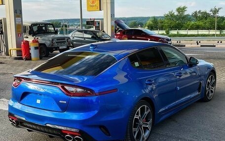 KIA Stinger I, 2018 год, 2 950 000 рублей, 3 фотография