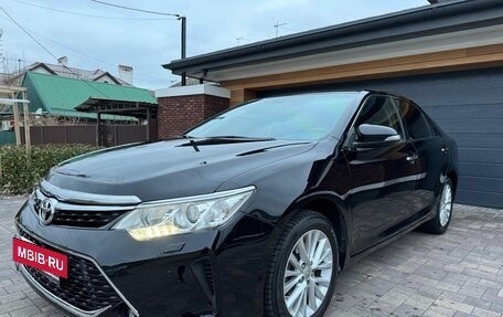 Toyota Camry, 2016 год, 2 475 000 рублей, 3 фотография