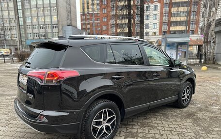 Toyota RAV4, 2016 год, 2 950 000 рублей, 5 фотография