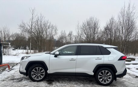 Toyota RAV4, 2019 год, 3 450 000 рублей, 2 фотография