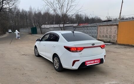 KIA Rio IV, 2017 год, 1 050 000 рублей, 8 фотография