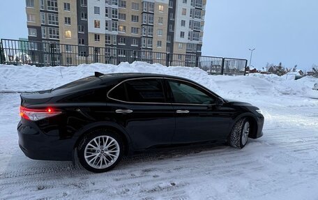 Toyota Camry, 2018 год, 3 250 000 рублей, 3 фотография