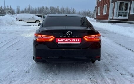 Toyota Camry, 2018 год, 3 250 000 рублей, 2 фотография