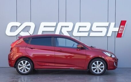 Hyundai Solaris II рестайлинг, 2012 год, 780 000 рублей, 5 фотография