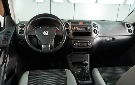 Volkswagen Tiguan I, 2010 год, 1 155 000 рублей, 6 фотография