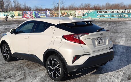 Toyota C-HR I рестайлинг, 2017 год, 1 950 000 рублей, 4 фотография