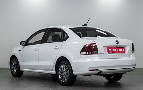 Volkswagen Polo VI (EU Market), 2019 год, 1 575 000 рублей, 2 фотография