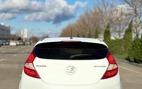 Hyundai Solaris II рестайлинг, 2012 год, 1 100 000 рублей, 4 фотография