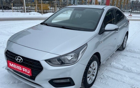 Hyundai Solaris II рестайлинг, 2018 год, 1 350 000 рублей, 13 фотография