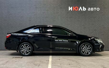 Toyota Camry, 2017 год, 2 770 000 рублей, 4 фотография