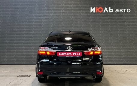 Toyota Camry, 2017 год, 2 770 000 рублей, 6 фотография