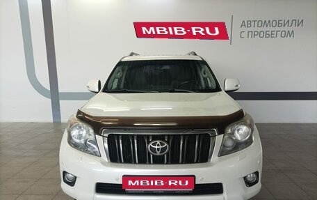 Toyota Land Cruiser Prado 150 рестайлинг 2, 2011 год, 3 000 000 рублей, 2 фотография