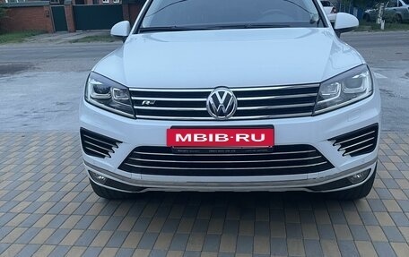 Volkswagen Touareg III, 2016 год, 3 850 000 рублей, 14 фотография