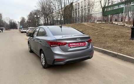 Hyundai Solaris II рестайлинг, 2017 год, 1 250 000 рублей, 5 фотография