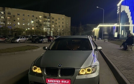 BMW 3 серия, 2007 год, 960 000 рублей, 1 фотография