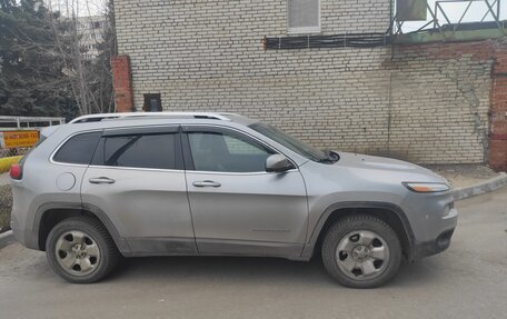 Jeep Cherokee, 2016 год, 2 100 000 рублей, 4 фотография