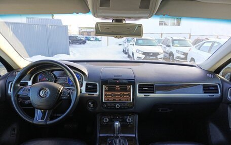 Volkswagen Touareg III, 2010 год, 1 634 299 рублей, 16 фотография