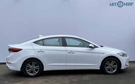 Hyundai Elantra VI рестайлинг, 2017 год, 1 370 000 рублей, 4 фотография