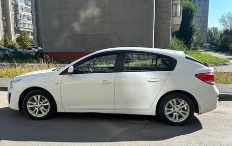 Chevrolet Cruze II, 2013 год, 750 000 рублей, 3 фотография