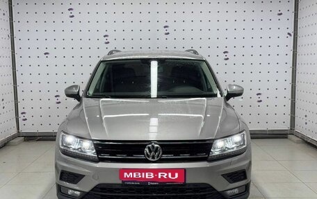 Volkswagen Tiguan II, 2019 год, 2 770 000 рублей, 6 фотография