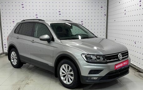 Volkswagen Tiguan II, 2019 год, 2 770 000 рублей, 4 фотография