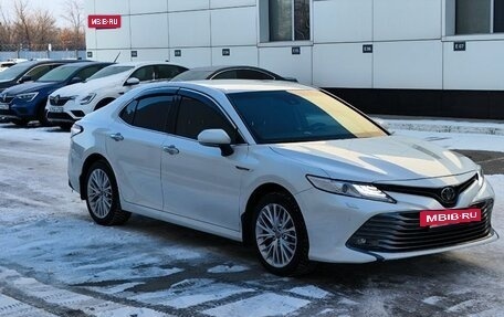 Toyota Camry, 2018 год, 2 637 000 рублей, 3 фотография