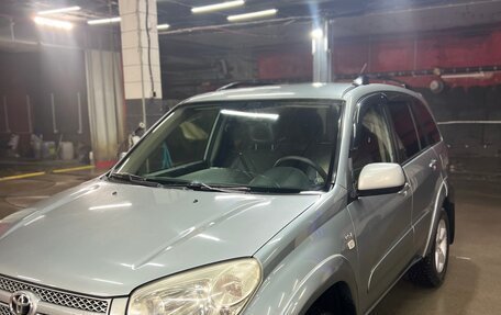 Toyota RAV4, 2005 год, 1 050 000 рублей, 1 фотография