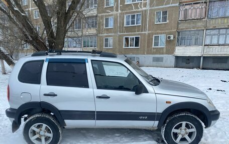 Chevrolet Niva I рестайлинг, 2004 год, 259 000 рублей, 20 фотография