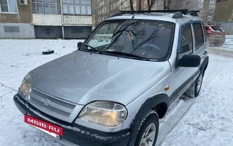 Chevrolet Niva I рестайлинг, 2004 год, 259 000 рублей, 25 фотография