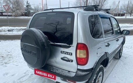 Chevrolet Niva I рестайлинг, 2004 год, 259 000 рублей, 18 фотография