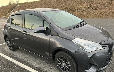 Toyota Vitz, 2019 год, 1 300 000 рублей, 5 фотография