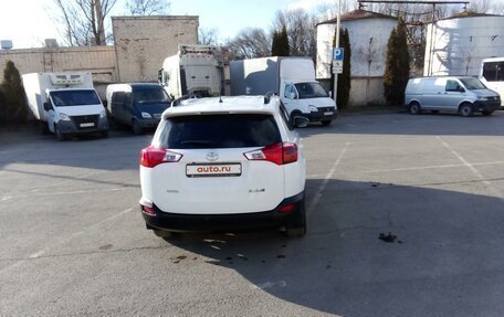 Toyota RAV4, 2014 год, 1 850 000 рублей, 3 фотография