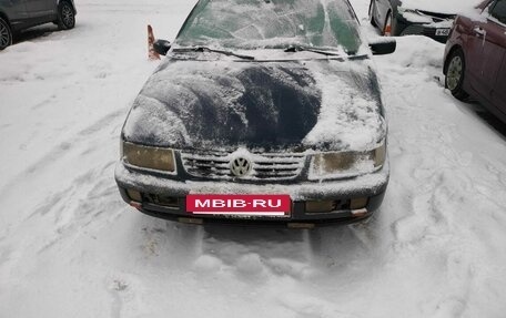 Volkswagen Passat B4, 1995 год, 130 000 рублей, 11 фотография