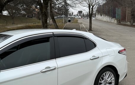 Toyota Camry, 2018 год, 3 300 000 рублей, 12 фотография