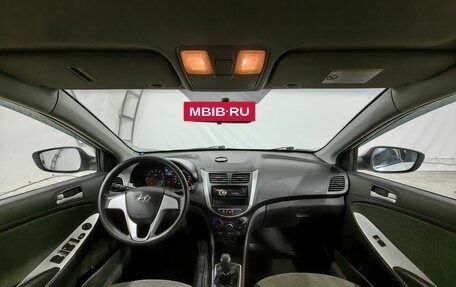 Hyundai Solaris II рестайлинг, 2011 год, 599 000 рублей, 11 фотография