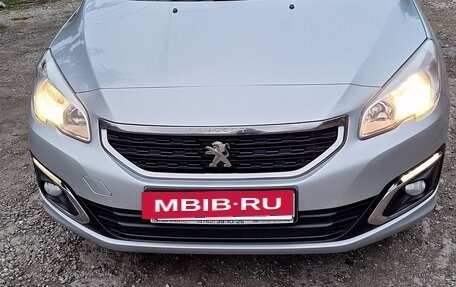 Peugeot 408 I рестайлинг, 2018 год, 1 650 000 рублей, 13 фотография