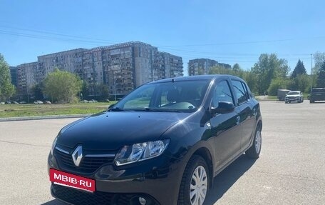 Renault Sandero II рестайлинг, 2016 год, 950 000 рублей, 4 фотография