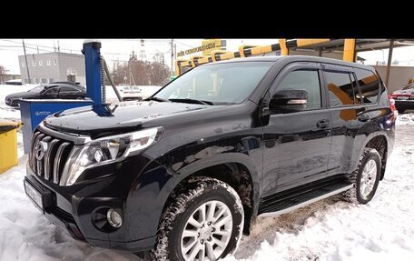 Toyota Land Cruiser Prado 150 рестайлинг 2, 2014 год, 3 300 000 рублей, 16 фотография