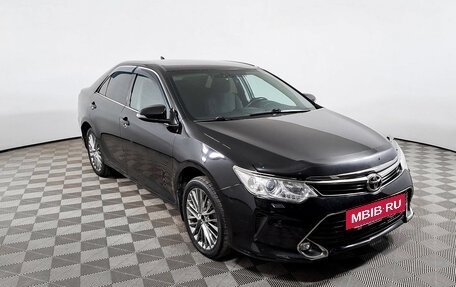 Toyota Camry, 2017 год, 1 790 000 рублей, 3 фотография