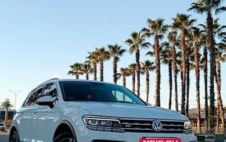 Volkswagen Tiguan II, 2018 год, 2 900 000 рублей, 7 фотография