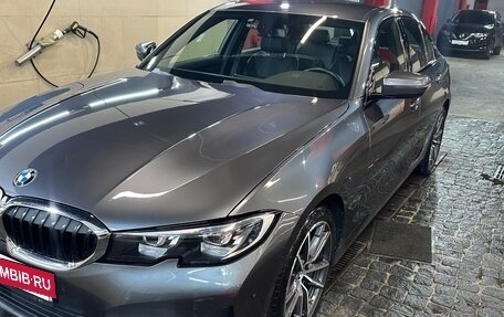 BMW 3 серия, 2021 год, 4 200 000 рублей, 3 фотография