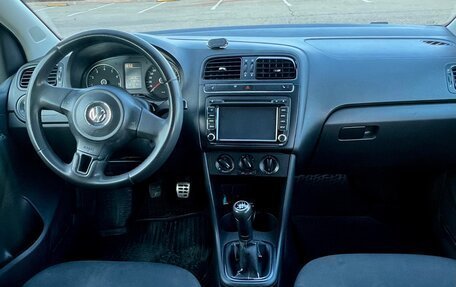 Volkswagen Polo VI (EU Market), 2009 год, 550 000 рублей, 23 фотография