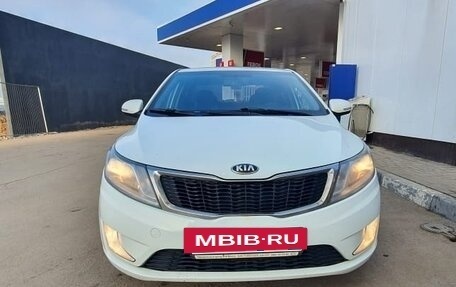 KIA Rio III рестайлинг, 2013 год, 850 000 рублей, 2 фотография