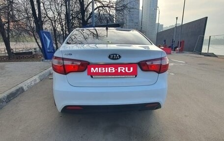 KIA Rio III рестайлинг, 2013 год, 850 000 рублей, 3 фотография