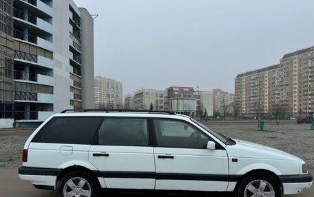 Volkswagen Passat B4, 1993 год, 185 000 рублей, 2 фотография