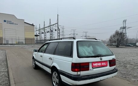 Volkswagen Passat B4, 1993 год, 185 000 рублей, 5 фотография