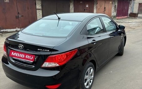 Hyundai Solaris II рестайлинг, 2011 год, 1 650 000 рублей, 3 фотография