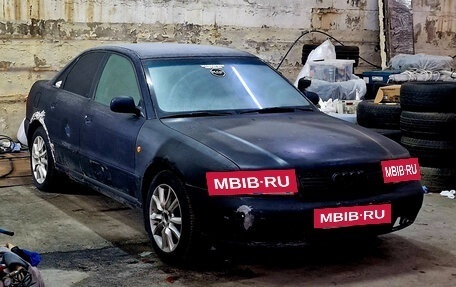 Audi A4, 1998 год, 250 000 рублей, 2 фотография