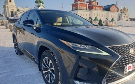 Lexus RX IV рестайлинг, 2020 год, 6 300 000 рублей, 3 фотография