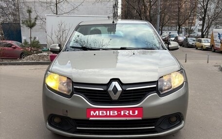 Renault Logan II, 2016 год, 430 000 рублей, 3 фотография